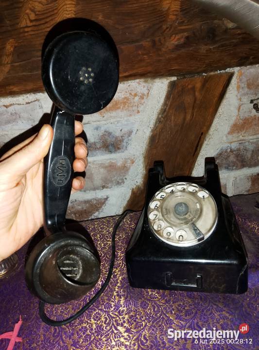 Telefon i lampka naftowa Antyki lubuskie Gniewoszyce