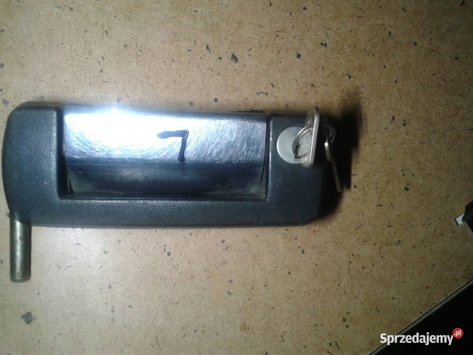 fiat 126p klamka drzwi lewa chrom 2 klucze Klamki Kęty