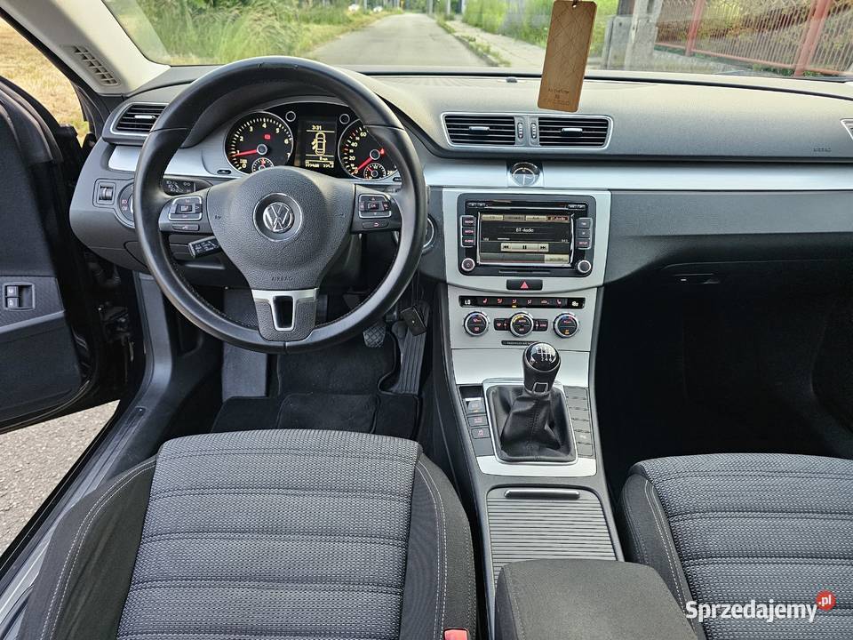Volkswagen CC krajowy czysty zadbany aluminiowe felgi śląskie Zawiercie