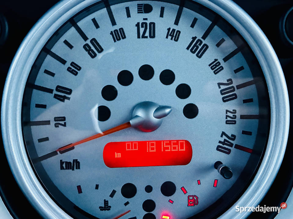 Zadbany serwisowany sprawna klimatyzacja Pielgrzymowice sprzedam