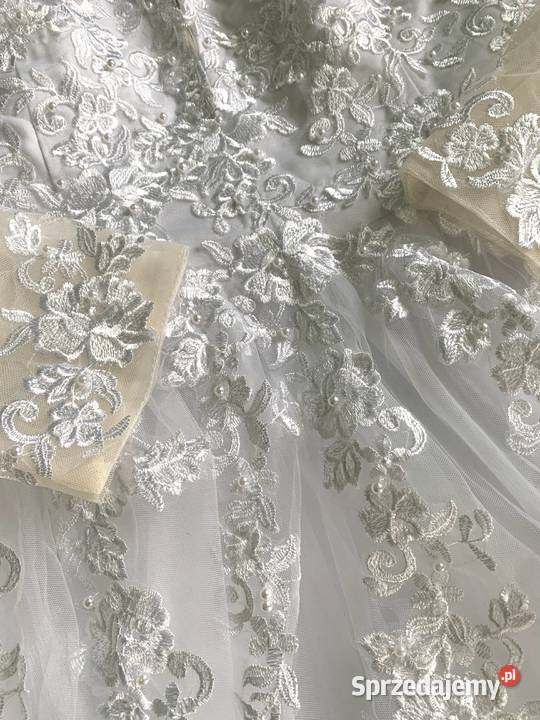 Suknia ślubna liniaA koronka perły rękawy 46 46W dolnośląskie Jelenia Góra