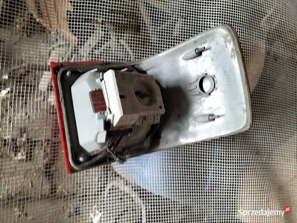 AUDI 80 B3 LAMPA LEWA LEWY TYŁ lampy tylne Oświetlenie Kamień-Kolonia