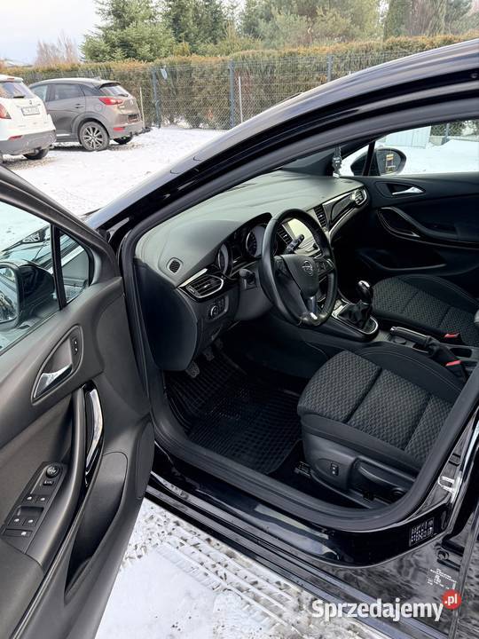 Opel Astra K 16 diesel 2019r manualna Tomaszów Lubelski