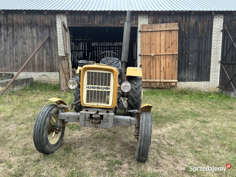 Ciagnik Ursus C330M lubelskie Łopiennik Dolny