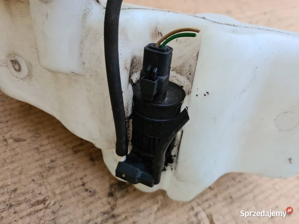 Renault Clio 2 lift 15 DCI zbiornik płynu osobowe Legnica sprzedam