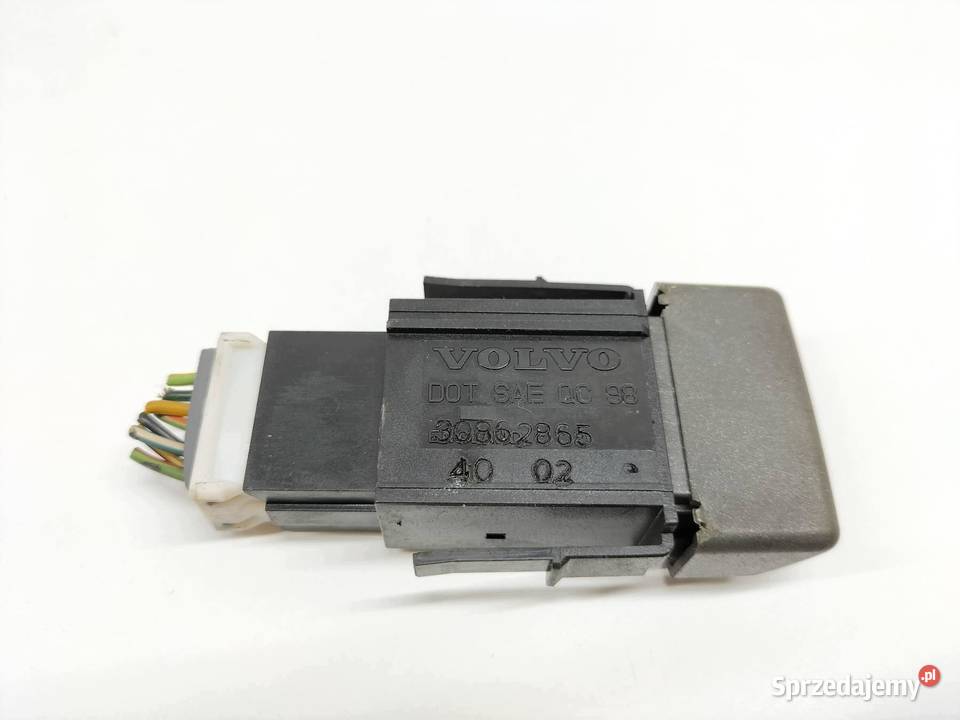 PRZEŁĄCZNIK AWARYJNYCH 30862865 Volvo V40 I