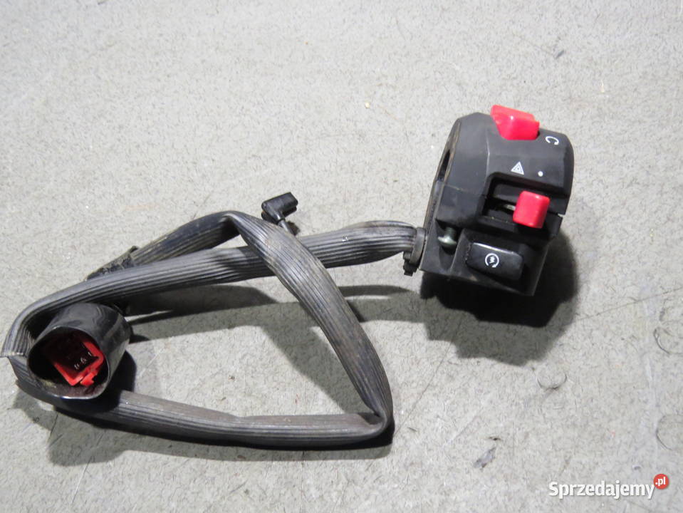 BENELLI BN 125 BN 125 2019 PRZEŁĄCZNIK PRAWY Warszawa