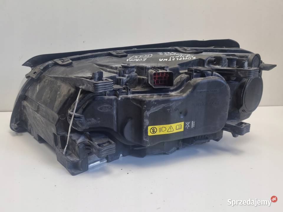 Volvo V70 III XC70 S80 II XENON PRZEDNIA LAMPA osobowe