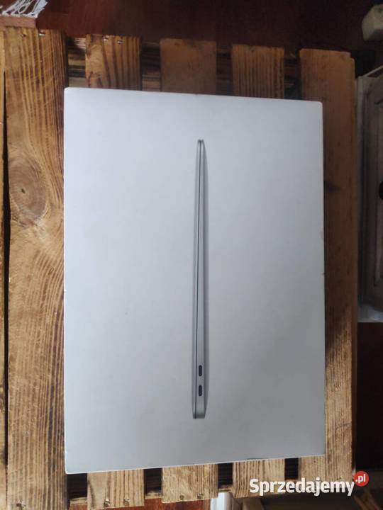 Macbook 13 8Gb256Gb z 2020 w świetnym stanie Kraków sprzedam