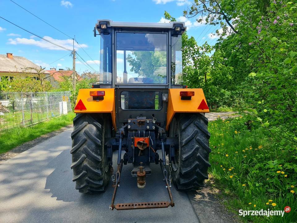 Sprzedam ciągnik rolniczy Renault 8514 Kraków