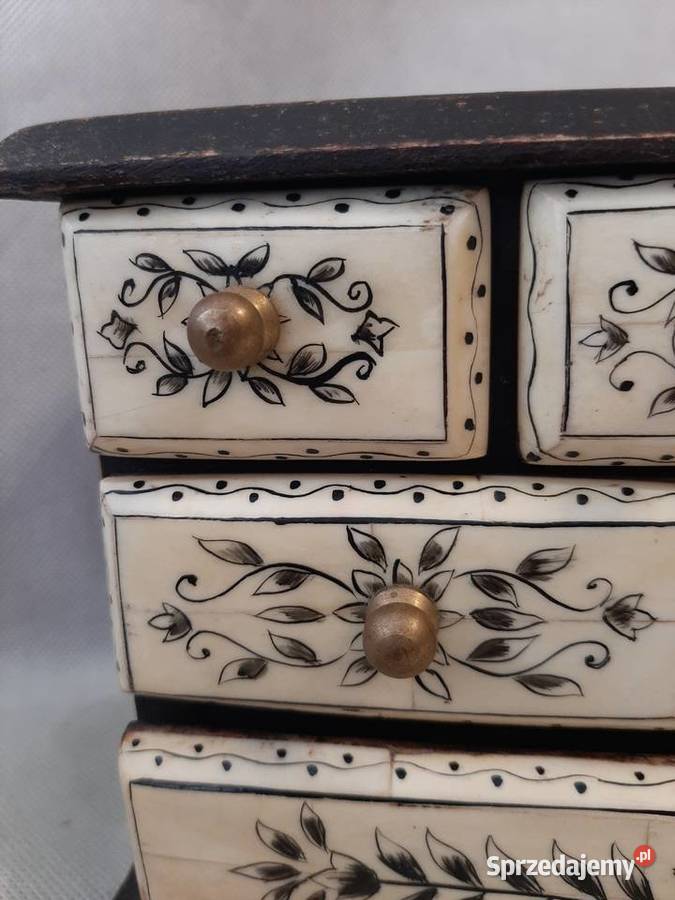 Stara śliczna ręcznie robiona szkatułka antyk Inowrocław