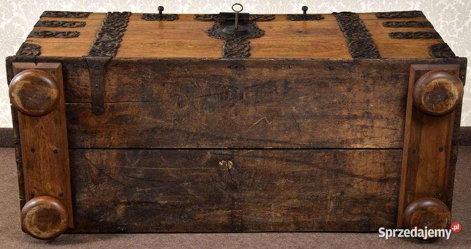 Skrzynia barokowa XVIII wiek okuta antyk Swarzędz