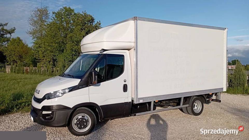 Iveco DAILY 35C15 30TDI 150 KONTENER DRZWI świętokrzyskie Borzykowa sprzedam