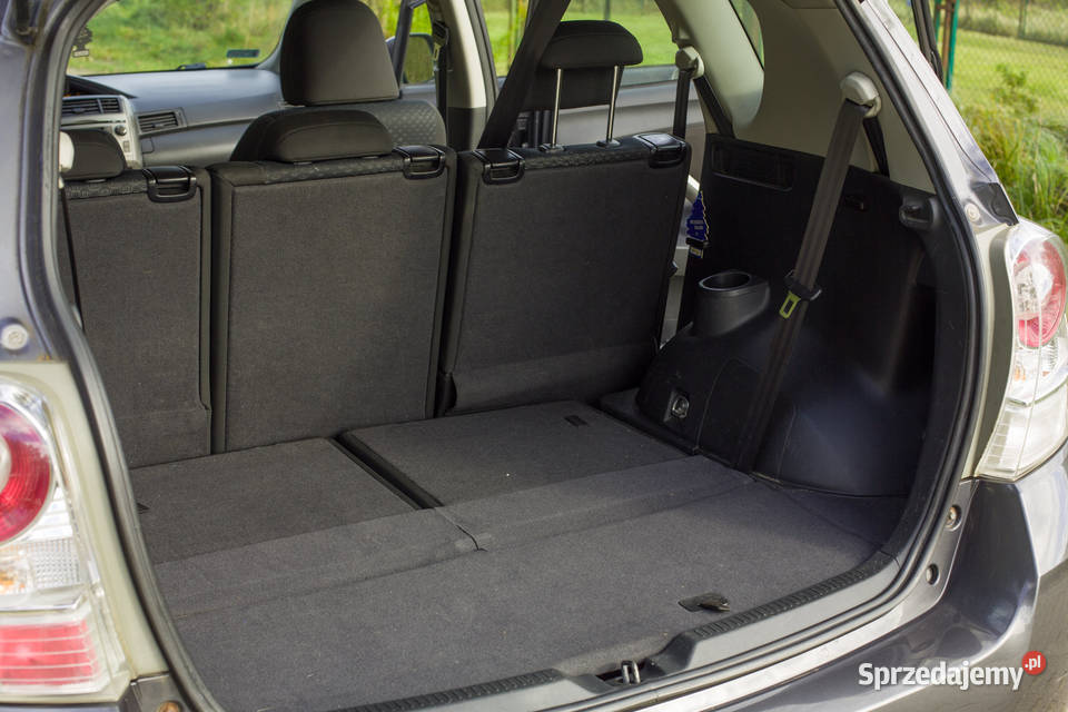 Toyota Verso 18 benzyna 7 Osób Thule Nowe Opony Gdynia sprzedam