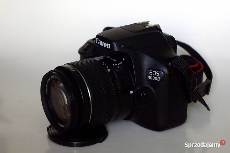 Canon eos 4000D z obiektywem i torbą na aparat Fotografia i Optyka Łomianki sprzedam