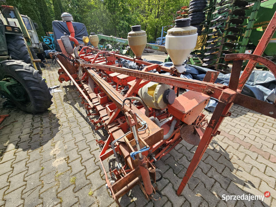 Siewnik do buraków warzyw punktowy Becker Biskupie-Kolonia sprzedam