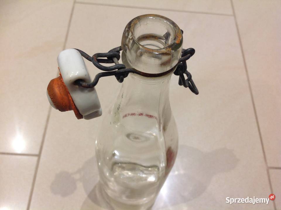 Stara Butelka Szklana z Porcelanką Sygnowana sprzedam
