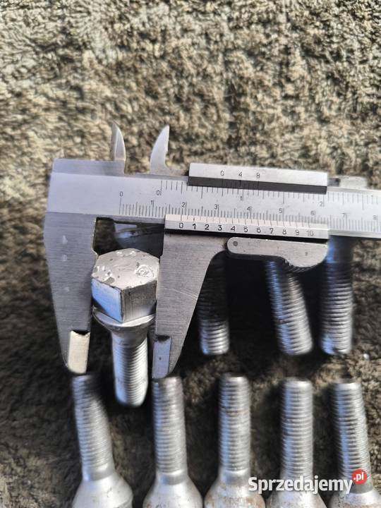 ŚRUBY SZPILKI DO KÓŁ M12x15 Długość gwintu 40 mm Kamień Pomorski sprzedam