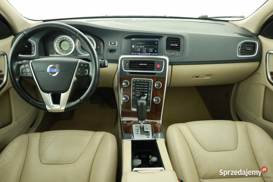 Volvo V60 T5 20 reflektory ksenonowe Piaseczno