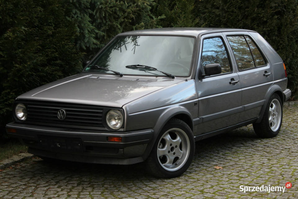 Volkswagen Golf 16 Benzyna 5 drzwi Oldtimer 1988 Lubań sprzedam