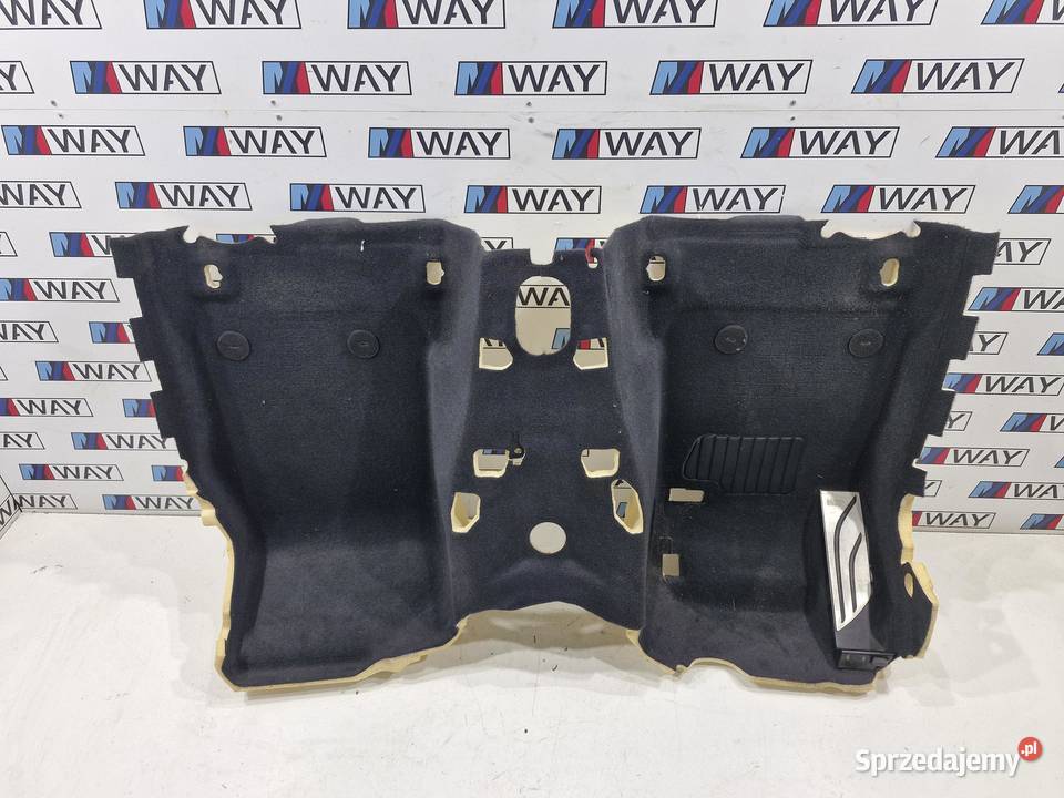 BMW F21 F22 DYWAN PRZÓD EUROPA WYKŁADZINA