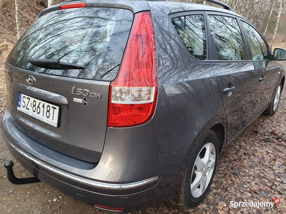 HYUNDAI i30 CW 14 DOHC 16V Edition Plus 2010 147 4/5 śląskie