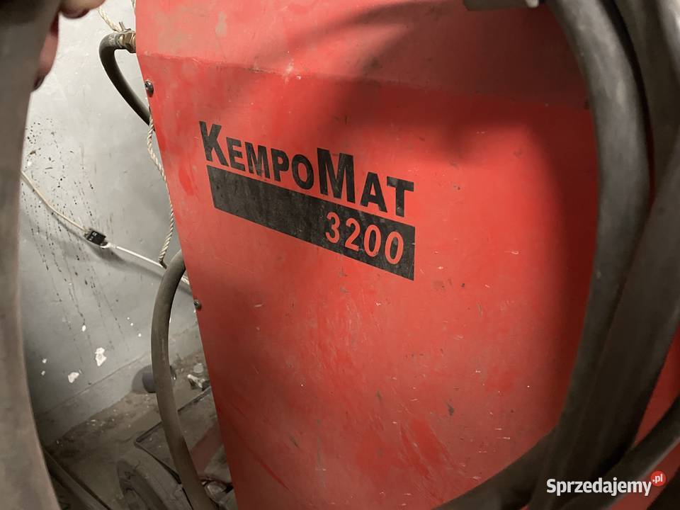 PÓŁAUTOMAT SPAWALNICZY KEMPOMAT 3200 Tychy