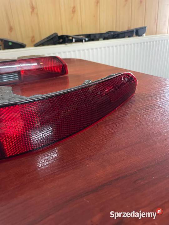 Prawa i lewa lampa tylna Audi q7 USA 4M0 945 096 Morąg