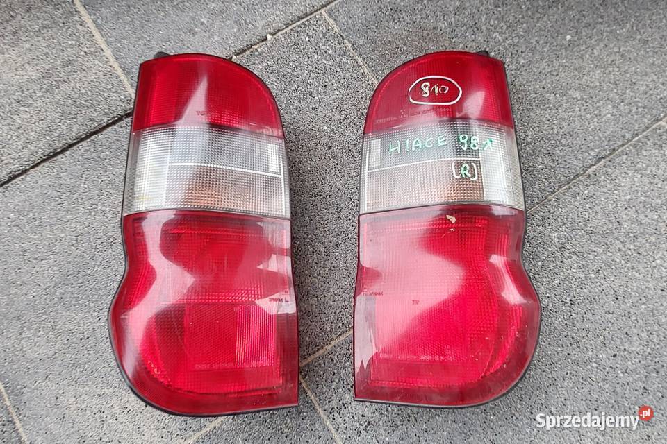 TOYOTA HIACE 1995 1996 1998 LAMPA TYŁ PRAWA LEWA Wrocław