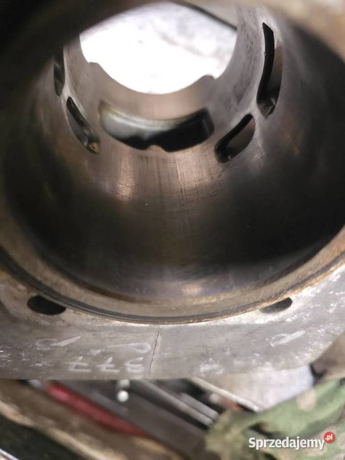 Rotax 377 cylinder tłok 380 tuleja pierścienie Jelenia Góra sprzedam