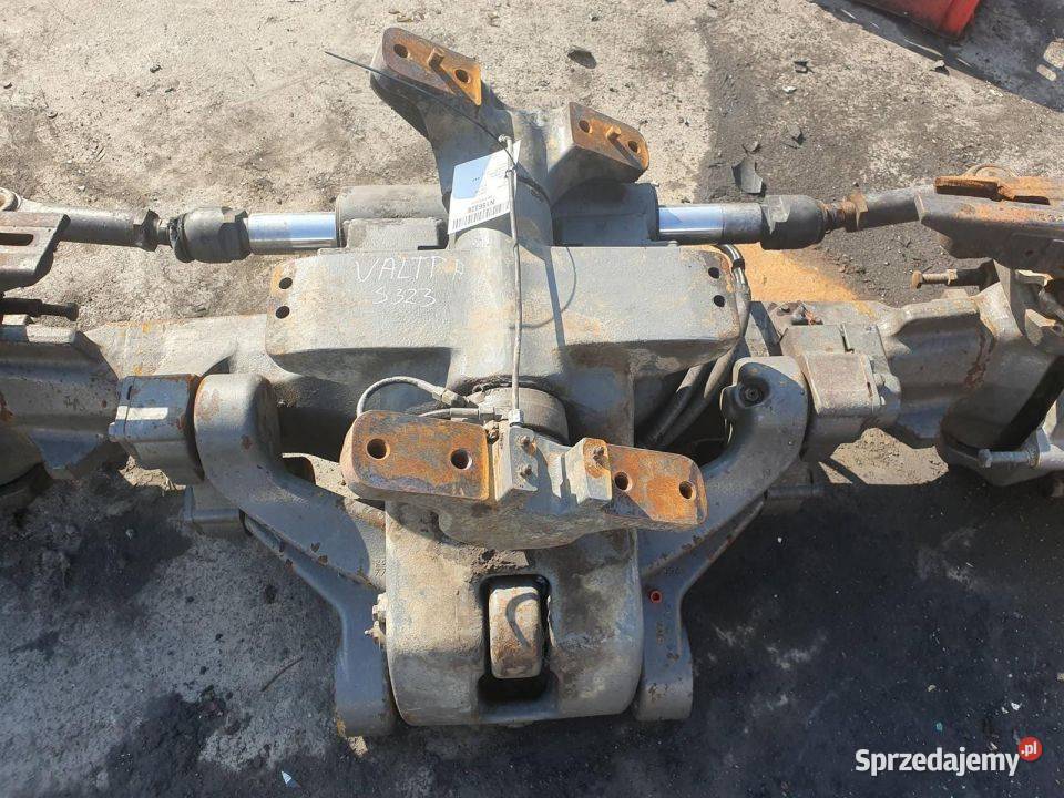 MOST PRZEDNI VALTRA S 323 AGCO 1350364M91 Lipno