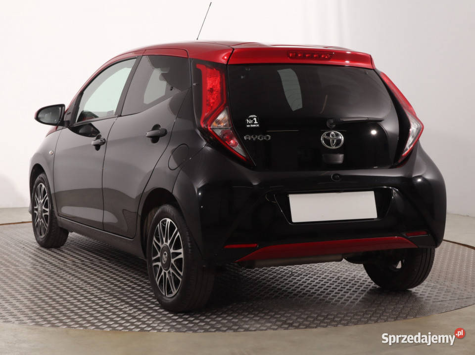 Toyota Aygo 10 VVTi benzyna Aygo Katowice