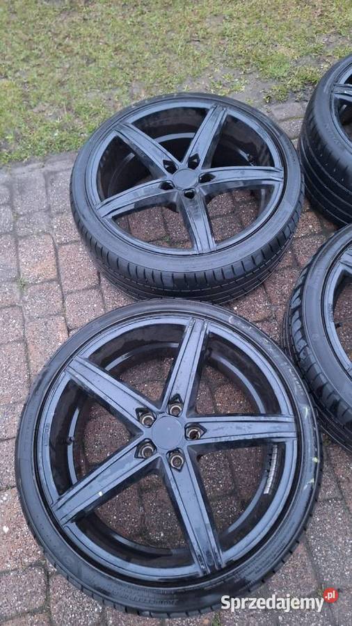 Felgi aluminiowe z oponami Samochodowe Raczyn
