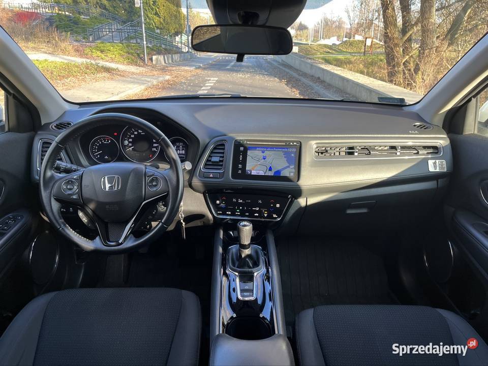 Honda HRV 2019 Polski salon elektryczne szyby Motoryzacja wielkopolskie Piła