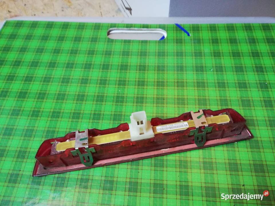 Toyota Yaris dodatkowo światło STOPU osobowe Kielce