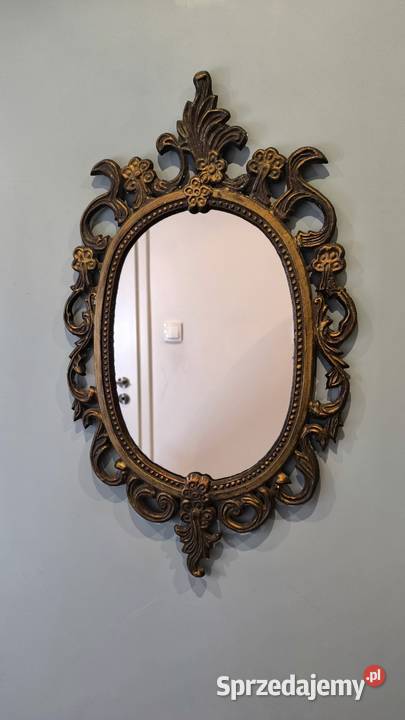 Piękne stylowe mosiężne lustro zdobione