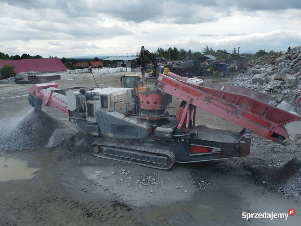 Kruszarka stożkowa Sandvik QH331 2013 Trachy