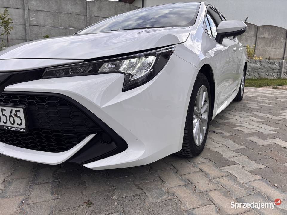 Corolla 12T salon Polska Bezwypadkowy serwis ASO poduszka powietrzna Brzeziny