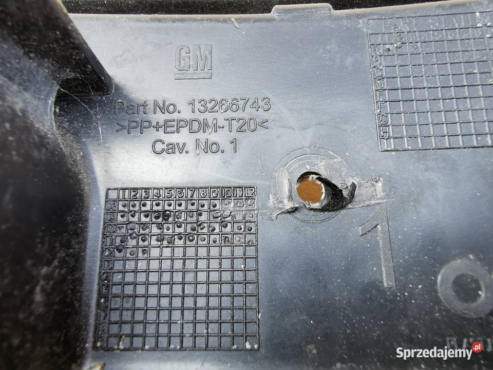 Ślizg mocowanie zderzaka tył środek hb Astra 4 Sieraków