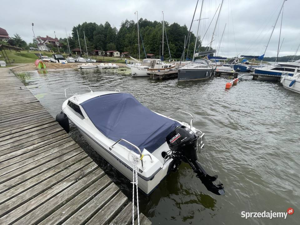 Motorówka kabinowa 480 wędkarska wypoczynkowa Miłki