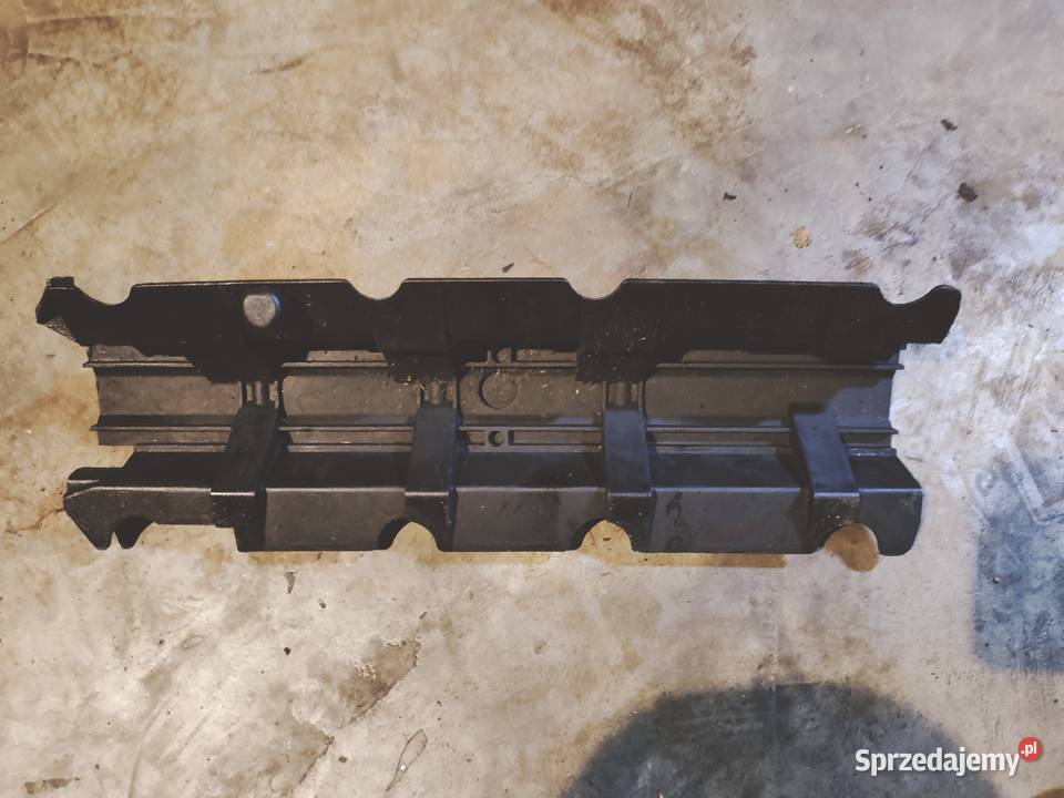 Osłona pokrywy zaworów BMW E30 M40 1717919 Zabrze