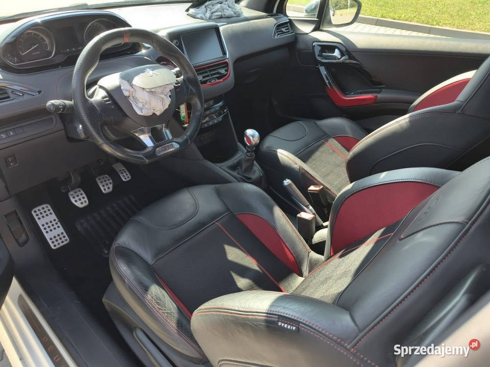 Peugeot 208 16thp 200 GTI peugeot sport metallic Kęty