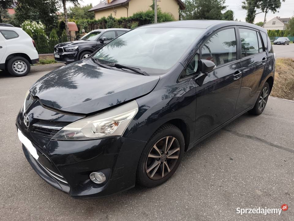 Toyoya Verso