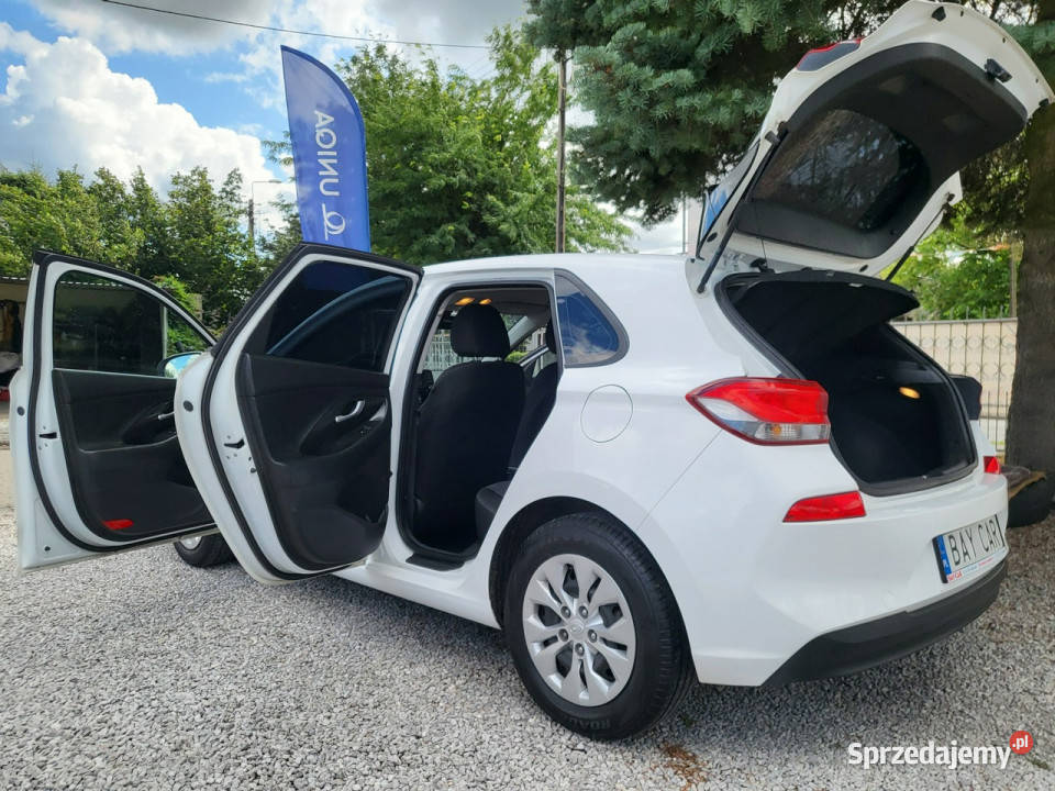 Hyundai i30 14 100 I Właściciel Bezwypadek Z wielofunkcyjna kierownica Pabianice sprzedam