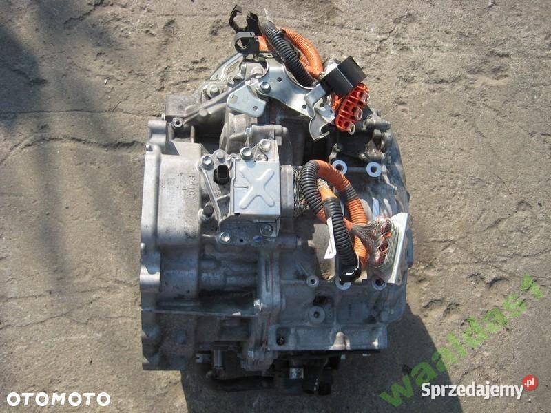 TOYOTA AURIS prius 18 benzyna 1012R SKRZYNIA Rakoniewice
