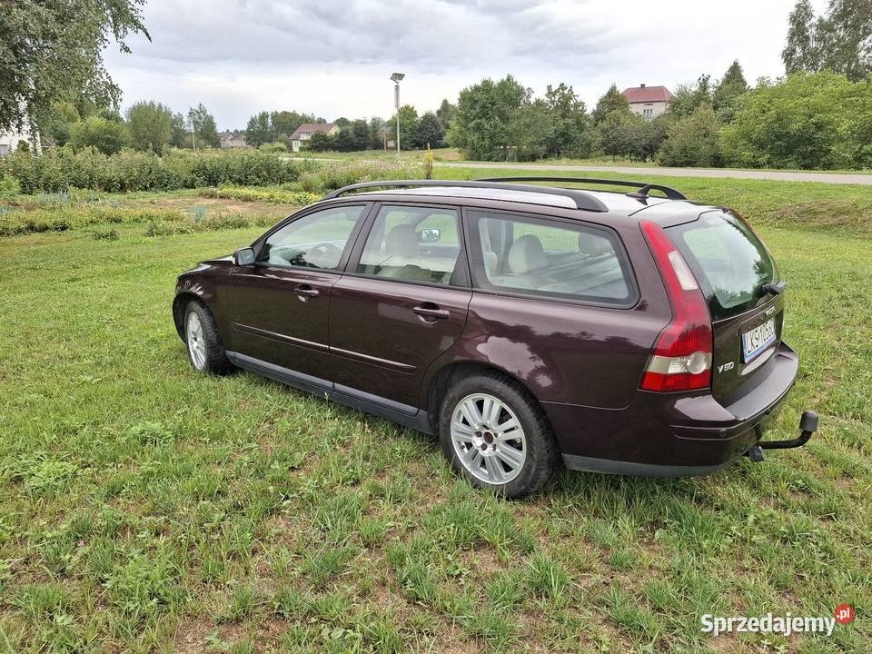 Volvo v50 20 D 2004r 136KM