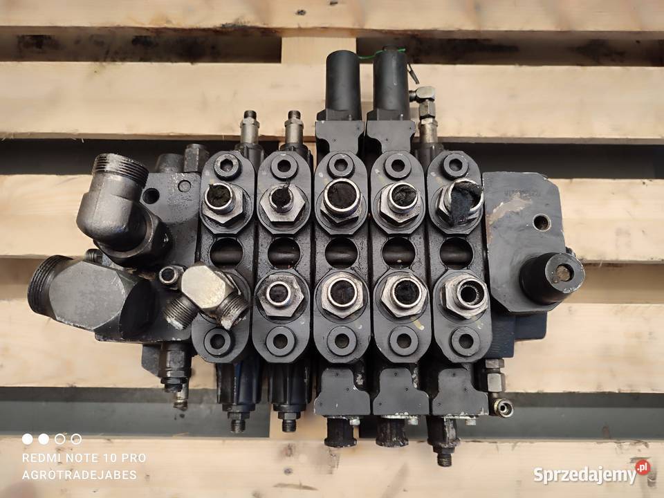 Rozdzielacz hydrauliczny REXROTH ASX01 DEUTZ Wilkowo sprzedam
