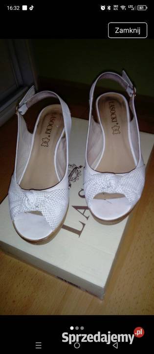 Sandałki damskie na koturnie