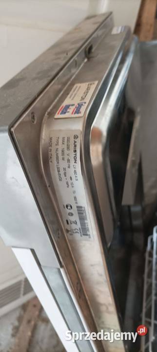 zmywarka do zabudowy Ariston 45 używana Nawojowa