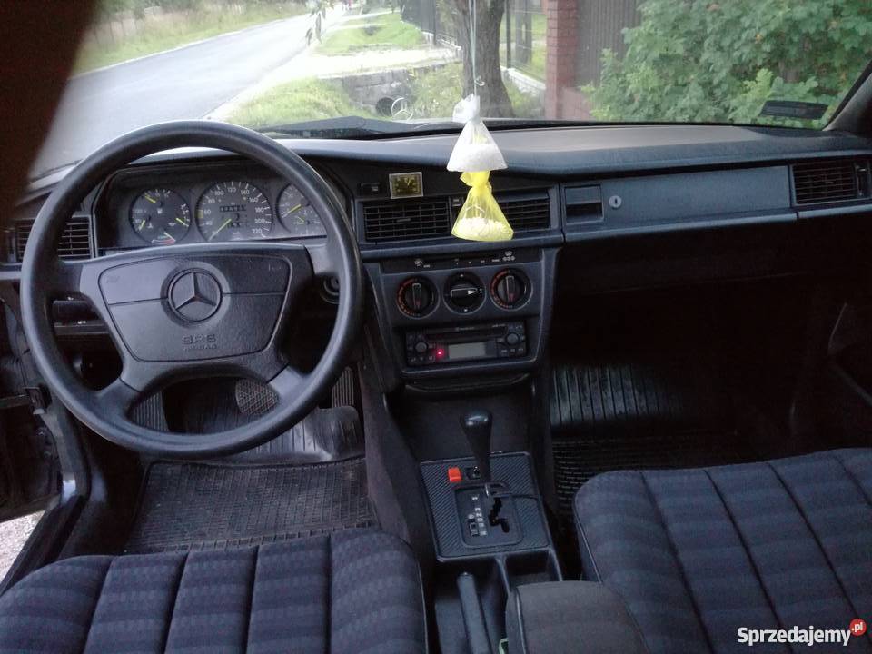 zamienie sprzedam mercedes 190 kierownica po prawej stronie 190 Częstochowa